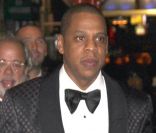 Jay-Z devant le Carnegie Hall après son concert à New York, le 6 février 2012.