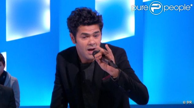 Jamel Debbouze s'incruste sur le plateau du Grand Journal mardi 7 février 2012 sur Canal +
