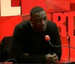 Omar Sy, pudique, drôle et émouvant au micro d\'Yves Calvi pour RTL le vendredi 10 février 2012