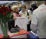 Le merchandising pour soutenir François Hollande fait fureur auprès des militants socialistes...