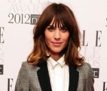 Alexa Chung et Poppy Delevigne : Deux Anglaises stylées devant Naomi Campbell