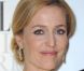 L'actrice Gillian Anderson assortissait à merveille sa robe William Vintage à ses boucles d'oreilles pour assister aux Elle Style Awards. Londres, le 13 février 2012. 