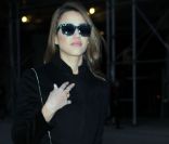 Jessica Alba heureuse à New York le 14 février 2012
