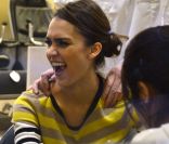 Jessica Alba à New York le 14 février 2012 s\'est offert une séance manucure et un massage tonique avec ses amies<br />