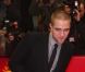 Robert Pattinson sur le tapis rouge à l'occasion de la projection de  Bel Ami  à Berlin, dans le cadre du 62e Festival international du film de Berlin, le vendredi 17 février 2012.