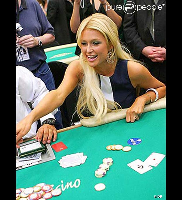 Paris Hilton à la table de blackjack du  Wynn Hotel  de Las Vegas, le 18 février 2012, où elle va remporter 30 000 $
