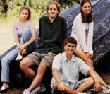James Van Der Beek, Joshua Jackson, Michelle Jackson et Katie Holmes : à la fin des années 90, ils étaient les stars de la série <em>Dawson</em>.