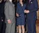 Le prince William et la duchesse Catherine au Goldsmiths Hall le 26 avril 2012 pour une soirée caritative avec des soldats ayant participé en début d'année à la reconstitution de la "course au Pôle Sud" pour le centenaire du duel des explorateurs Scott et Amundsen.