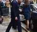 Le prince William et la duchesse Catherine au Goldsmiths Hall le 26 avril 2012 pour une soirée caritative avec des soldats ayant participé en début d'année à la reconstitution de la "course au Pôle Sud" pour le centenaire du duel des explorateurs Scott et Amundsen.