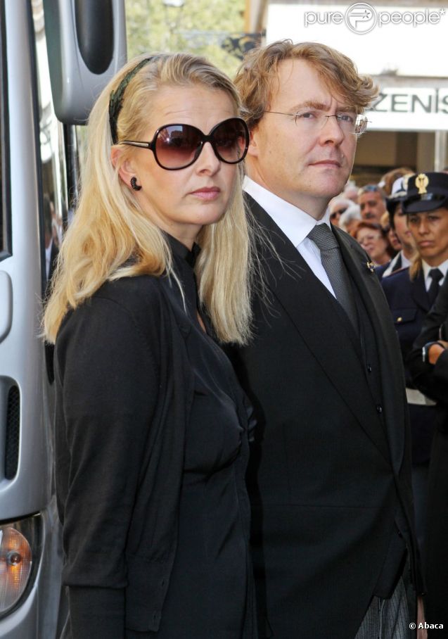 La princesse Mabel et le prince Friso le 28 août 2010 à Parme pour les funérailles du prince Carlos Hugo de Bourbon-Parme.