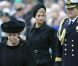 La reine Beatrix, le prince Willem-Alexander et la princesse Maxima des Pays-Bas assistaient le 4 mai 2012 à Amsterdam aux commémorations de la Seconde Guerre mondiale.