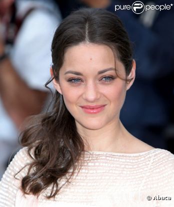 Cannes 2012 - Marion Cotillard : Premiere apparition ensoleillee...