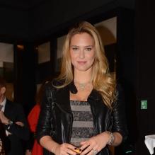 Bar Refaeli inaugure la nouvelle boutique Piaget à Genève. Le 10 mai 2012.