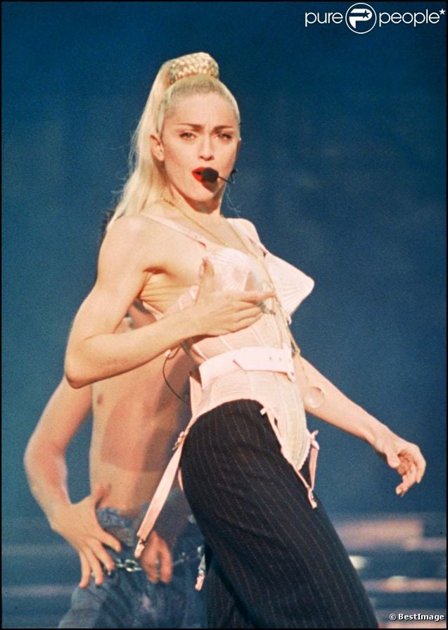 Madonna, Blonde Ambition Tour, à Tokyo, le 18 avril 1990.