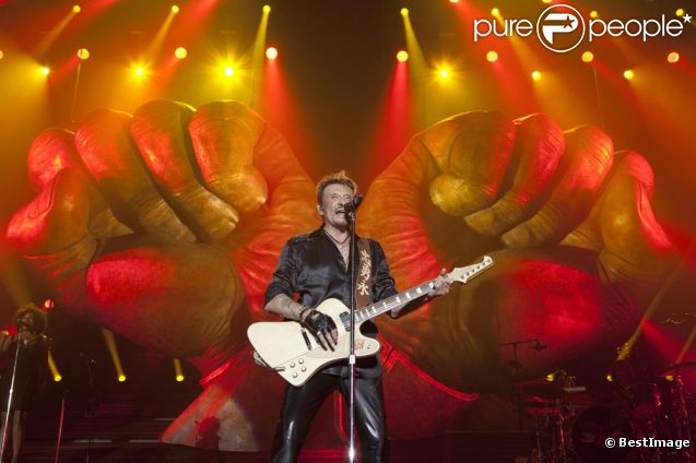 Johnny Hallyday chante Gabrielle