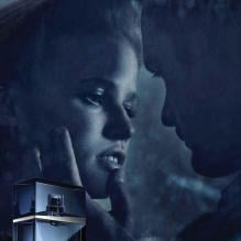 Lara Stone et Alexander Skarsgard, égéries du parfum Encounter de Calvin Klein, disponible au mois de septembre.