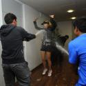 Maria Sharapova : Douche de champagne et poses glamour devant la Tour Eiffel
