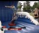 Ludovic sur le surf dans Pékin Express 2012, mercredi 20 juin 2012 sur M6
