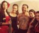 Jessica Alba sur le tournage de  Machete Kills  avec Robert Rodriguez et les mariachis, en juin 2012.