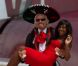 Richard Branson débarque à Cancun le 7 juillet 2012 avec Alexandra Burk pour célébrer l'ouverture d'une nouvelle ligne entre Londres et Cancun