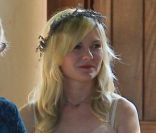 Kirsten Dunst, demoiselle d'honneur du mariage de sa meilleure amie à Santa Barbara le 15 juillet 2012