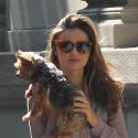 Miranda Kerr : Shooting sexy et en pleine rue pour Victoria's Secret
