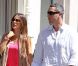  Sofia Vergara et son compagnon Nick Loeb profitent du beau temps à Paris pour flaner rue Saint Honoré le 17 juillet 2012 