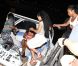Rihanna, chic et décontractée, dans les rues de Saint-Tropez le 21 juillet 2012.