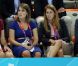 Les princesses Eugenie et Beatrice d'York à l'Aquatics Centre de Londres le 29 juillet 2012 pour les épreuves de natation des Jeux olympiques.
