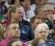 Les princes William et Harry assistaient ensemble à la finale du concours général par équipes de gymnastique, le 30 juillet 2012 lors des Jeux olympiques de Londres. Les frères ont explosé de joie lorsque l'équipe du Royaume-Uni a décroché la médaille de bronze.