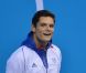 Florent Manaudou devient champion olympique du 50m nage libre sous les yeux de sa soeur Laure, en larmes, le 3 août 2012 à Londres