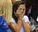 Laure Manaudou n'en croit pas ses yeux, son frère Florent vient de remporter la finale du 50m nage libre aux Jeux olympiques de Londres le 3 août 2012