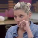 Secret Story 6 : Nadège, aux anges après avoir volé un baiser nocturne à Thomas