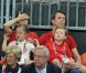 Le prince Christian, 6 ans, et la princesse Isabella de Danemark, 5 ans, ont eu beau encourager les handballeurs danois, avec leurs parents la princesse Mary et le prince Frederik ainsi que leur grand-mère la reine Margrethe II, c'est au final la Suède qui s'est imposée (24-22) mercredi 8 août 2012 en quart de finale du tournoi des JO de Londres. Pour le plus grand bonheur du roi Carl XVI Gustaf de Suède et de la reine Silvia.