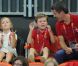 Le prince Christian, 6 ans, et la princesse Isabella de Danemark, 5 ans, ont eu beau encourager les handballeurs danois, avec leurs parents la princesse Mary et le prince Frederik ainsi que leur grand-mère la reine Margrethe II, c'est au final la Suède qui s'est imposée (24-22) mercredi 8 août 2012 en quart de finale du tournoi des JO de Londres. Pour le plus grand bonheur du roi Carl XVI Gustaf de Suède et de la reine Silvia.