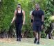 Amoureux, Kim Kardashian et Kanye West font leur sport à Hawaï le 11 août 2012