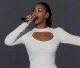Beyoncé interprète I Was Here au siège des Nations unies pour la Journée mondiale de l'aide humanitaire. New York, le 10 août 2012.
