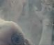 Shy'm, dans le clip  On se fout de nous .