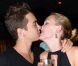 Baisers passionnés pour Sacha et sa petite amie Julie au Duplex le vendredi 31 août 2012 à Paris