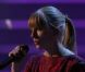 Taylor Swift interprète  Ronan , sur NBC à l'occasion du Téléthon Stand Up To Cancer.