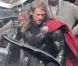  Chris Hemsworth tourne les premières scènes de  Thor : The Dark World  avec Jaimie Alexander, dans le sud de l'Angleterre, le 11 septembre 2012. 