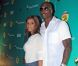 Chad Johnson et Evelyn Lozada en 2009 en 2009 à Miami. Evelyn Lozada ( Basketball Wives ) a demandé le divorce d'avec Chad Johnson (star de la NFL) le 14 août 2012 après 41 jours de mariage. Et un coup de boule.