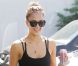 Jessica Alba arrive à ses bureaux de Honest.com à Santa Monica le 20 septembre