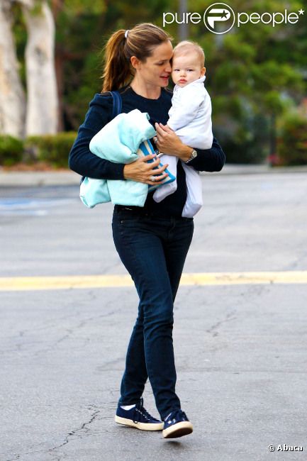 Jennifer Garner et son adorable garçon Samuel, à Los Angeles, le 22 septembre 2012
