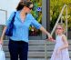 Jennifer Garner et sa fille Violet se baladent à Brentwood, le 23 septembre 2012