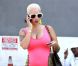 Amber Rose en rose pétillant dans les rues de Los Angeles, le 3 octobre 2012.