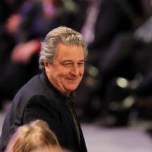 <p>Christian Clavier au grand meeting de Nicolas Sarkozy à Villepinte, le 11 mars 2012.</p>