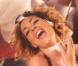 Sheryfa Luna dans le clip  Le temps court .