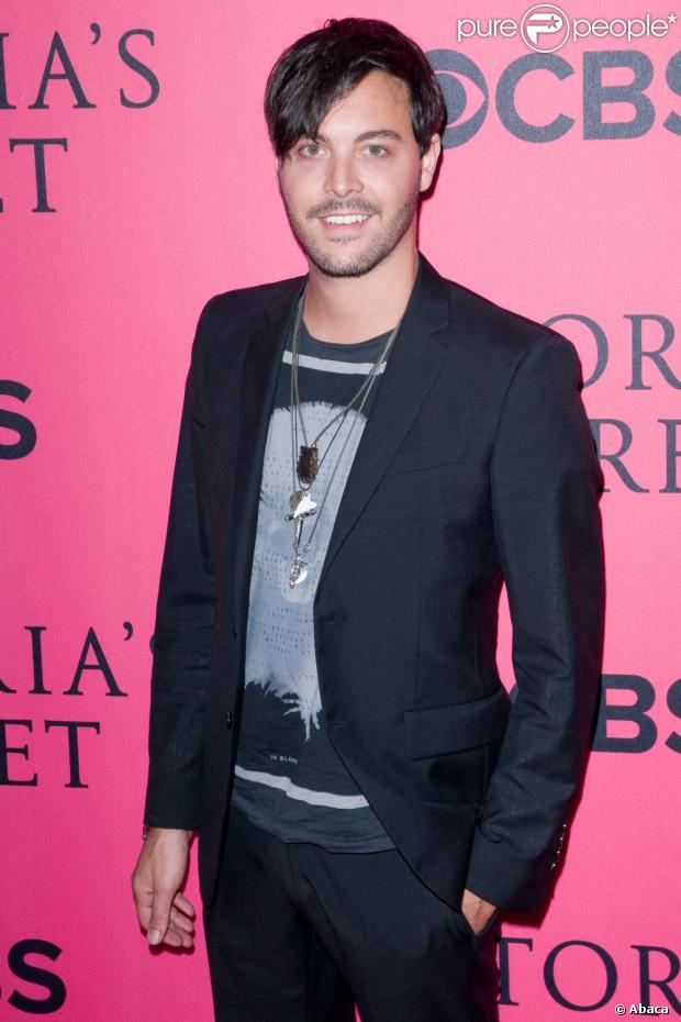 Jack Huston lors du Victoria's Secret Fashion Show à New York le 9 novembre 2011