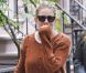 Sienna Miller dans les rues de New York. Le 10 octobre 2012.